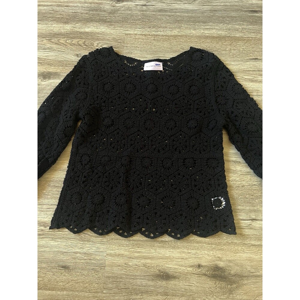Wisteria Lane CROCHET Knit Size S